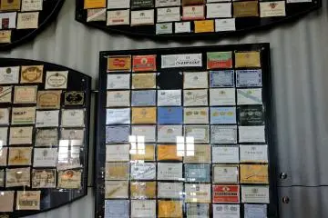 <p>Wine labels from Champagne</p>