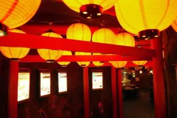The hallway that transforms time