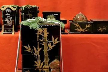 <p>Beautiful lacquered boxes</p>
