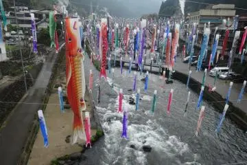 Carp Streamers at Tsuetate Onsen 2027
