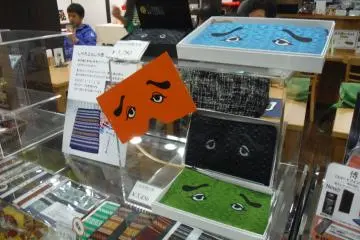 <p>ของที่ระลึกบริเวณทางเข้า</p>