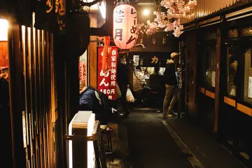 <p>Small hidden streets in Shinjuku</p>