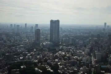 Roppongi Hills really stands out amoung its neighbouring buildings