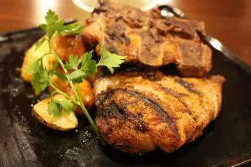 <p>Grilled pork with Mexican salsa verde</p>