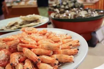 Shrimp and shellfish