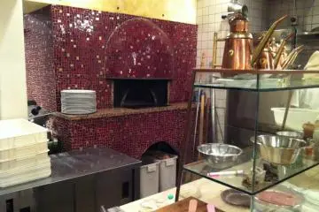 Wood-burning oven