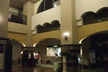 The interior of the lobby. (Photo: Youko Tanaka)
