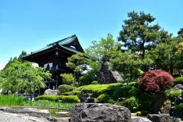 <p>Japanese garden of Shougenji Temple under the blue sky of May</p>