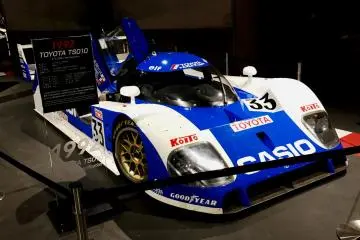<p>Toyota TS010 1992. Interesting interior design</p>