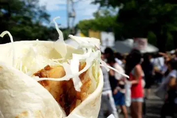 I purchased and enjoyed an awesome chicken burrito which was very delicious and tasty.&nbsp;