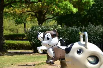 <p>Fun animals to ride on!</p>