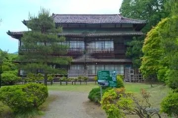 สวนกุหลาบของโรงแรม Hanamaki