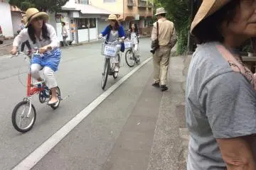 <p>You can also explore this town by bicycle.</p>
