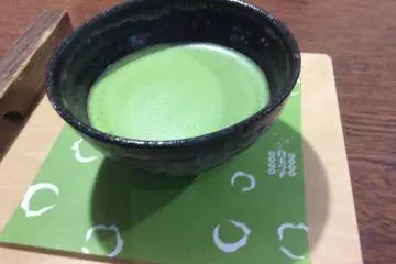<p>Take a break at Shiratamakko, a Japanese sweets shop</p>
