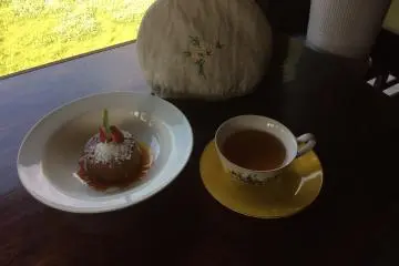 <p>You can't find this pudding anywhere else in Japan, so I highly recommend that&nbsp;you&nbsp;order it.</p>