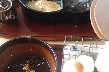 <p>냠냠 친구랑 함께 ㅎㅎ</p>