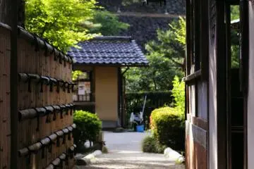<p>A picturesque side street</p>