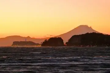 <p>That is Enoshima on the far left</p>