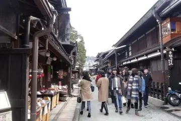 <p>ร้านขายของฝากในย่านเมืองเก่า</p>