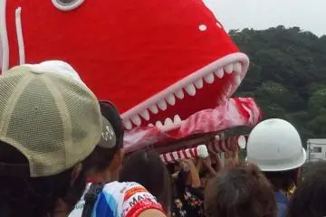 Jaws eat your,..er, jaws out... (Photo: <a href="https://ppfppf.com/" target="_blank" rel="noreferrer noopener nofollow">Tamura Mai</a>)
