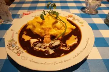 <p>Makanannya sebenarnya sangat leza</p>
