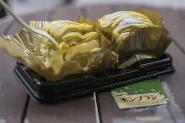 <p>Bila kamu merasa ingin menikmati Mont Blanc yang lezat ini, namun jauh dati tempat yang direkomendasikan, mampirlah ke toko roti terdekat. Kamu akan mendapati keberuntungan seperti yang saya lakukan.</p>
