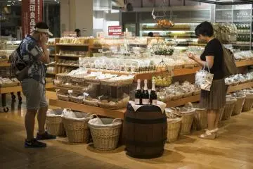 <p>MUJI is also known for producing and retailing no-frills consumables, from sweets, drinks to entire ready-to-eat soup meals.</p>
