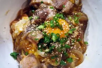 <p>One of the specials &ndash; a rice dish with chicken and egg.&nbsp;</p>