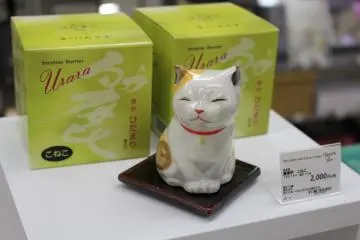 <p>Incense burners</p>