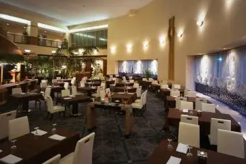 <p>Prashanti restaurant inside Hotel Pearl City Kobe</p>