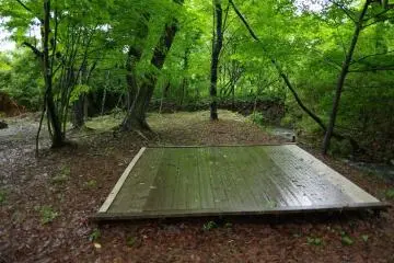 <p>Base for a tent</p>