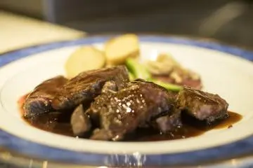 <p>I couldn't quite resist another photo of the steak. Doesn't it look amazing?</p>