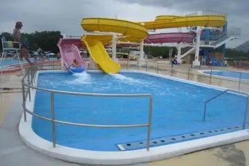This yellow slide was great. My niece and I enjoyed the float-ride.