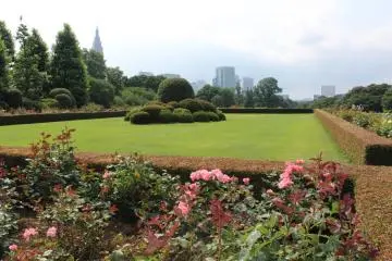 <p>The English- and French-style gardens&nbsp;</p>
