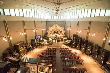 <p>The main hall of the Hamanako Orgel Museum. Clearly seen here is the centrepiece of the Orgel Museum, as well as the seating area where audiences sit while listening to the demonstrations by the museum curators.</p>