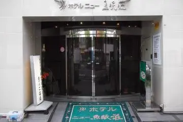 <p>The entrance from the main road; a little tricky, as it has a different name here</p>