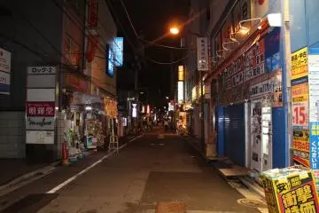 <p>Backstreets are also full of life</p>