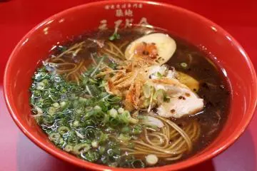 <p>Ebi-soba ready to be served (&yen;780)</p>