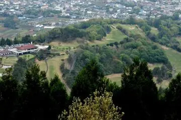 <p>Hatano Country Club is part of the panoramic view</p>