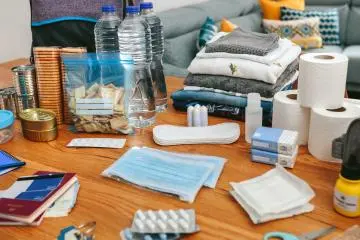 Japanese emergency kit