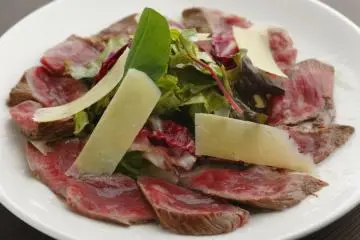 <p>The cold cut appetizer</p>