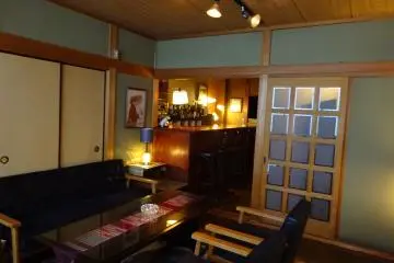 <p>The table has enough seating for 4 to 5 people.</p>