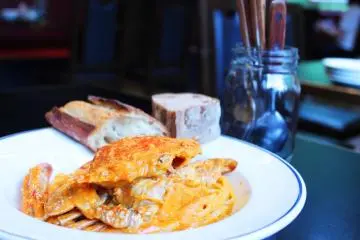 <p>Tomato cream pasta with crab</p>