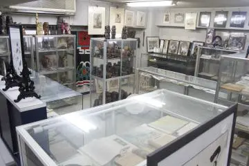 Gallery image