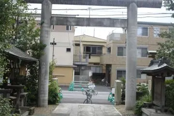 <p>One of the two exits at the Mitake shrine.&nbsp;</p>