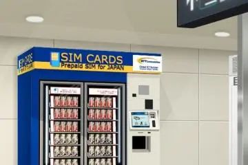 SIM card vending machines will be available at both of Narita Airport's terminals (Photo: <a href="https://www.ntt.com/about-us/press-releases/news/article/2015/20150717_2.html" target="_blank" rel="noreferrer noopener nofollow">NTT Communications</a>)