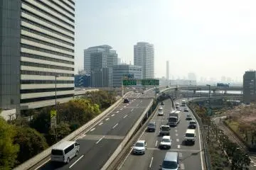 <p>모노레일에서 보이던 도심 풍경</p>