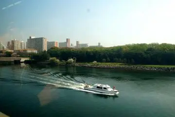<p>모노레일에서 보이던 도심 풍경</p>