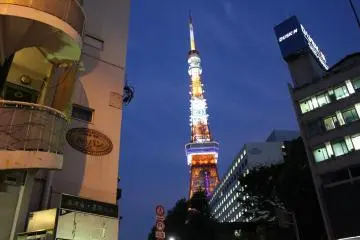 <p>View of Tokyo Tower at the Azabudai branch.</p>