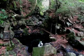 <p>Obinmizu Pool has pure drinking quality water</p>